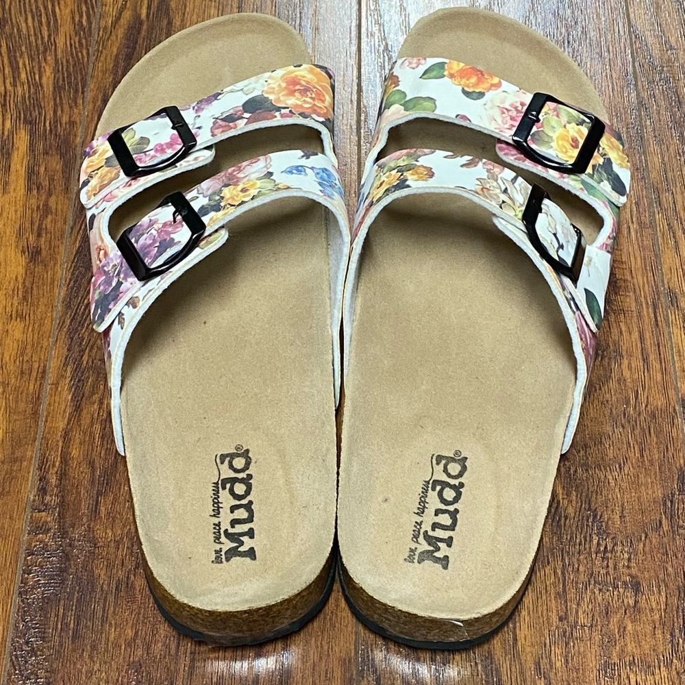 NWOT Women’s Mudd Floral Slides